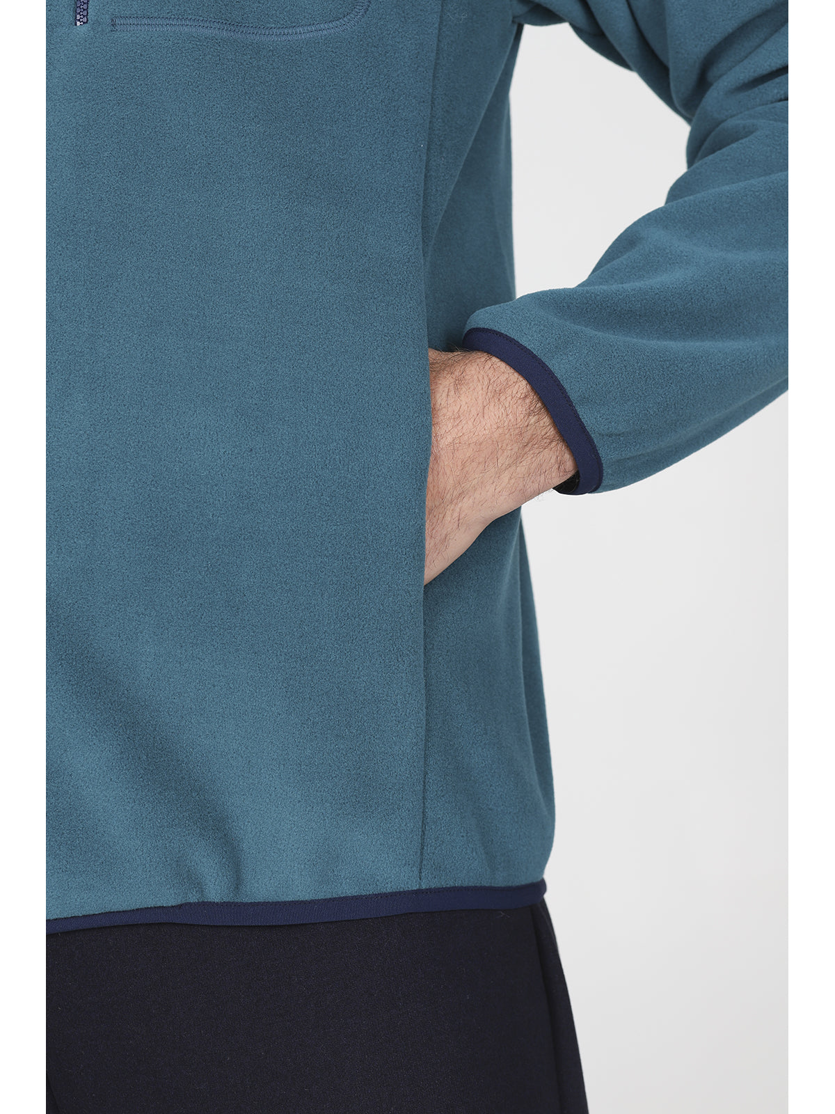 Pratico giubbotto con zip