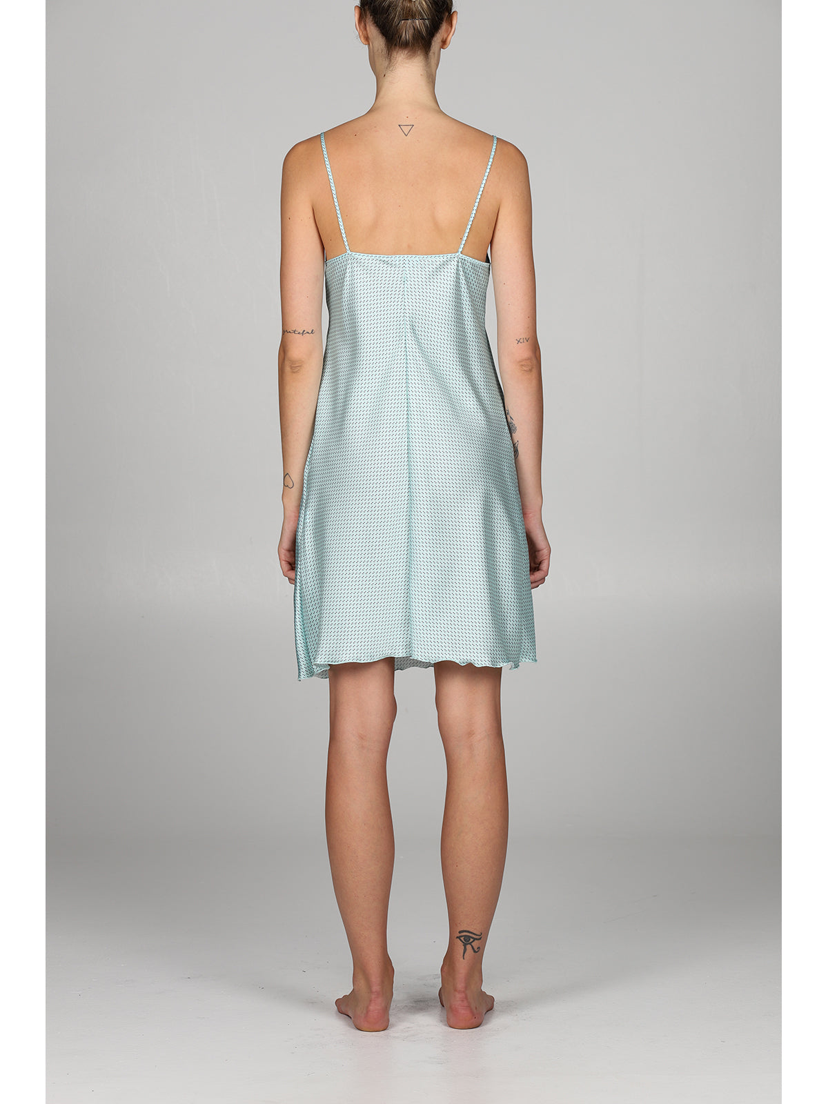 Frizzante camicia da notte in raso Acqua Alpina
