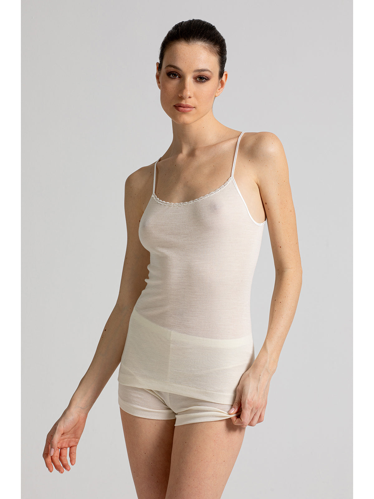 Top in pregiata lana e seta