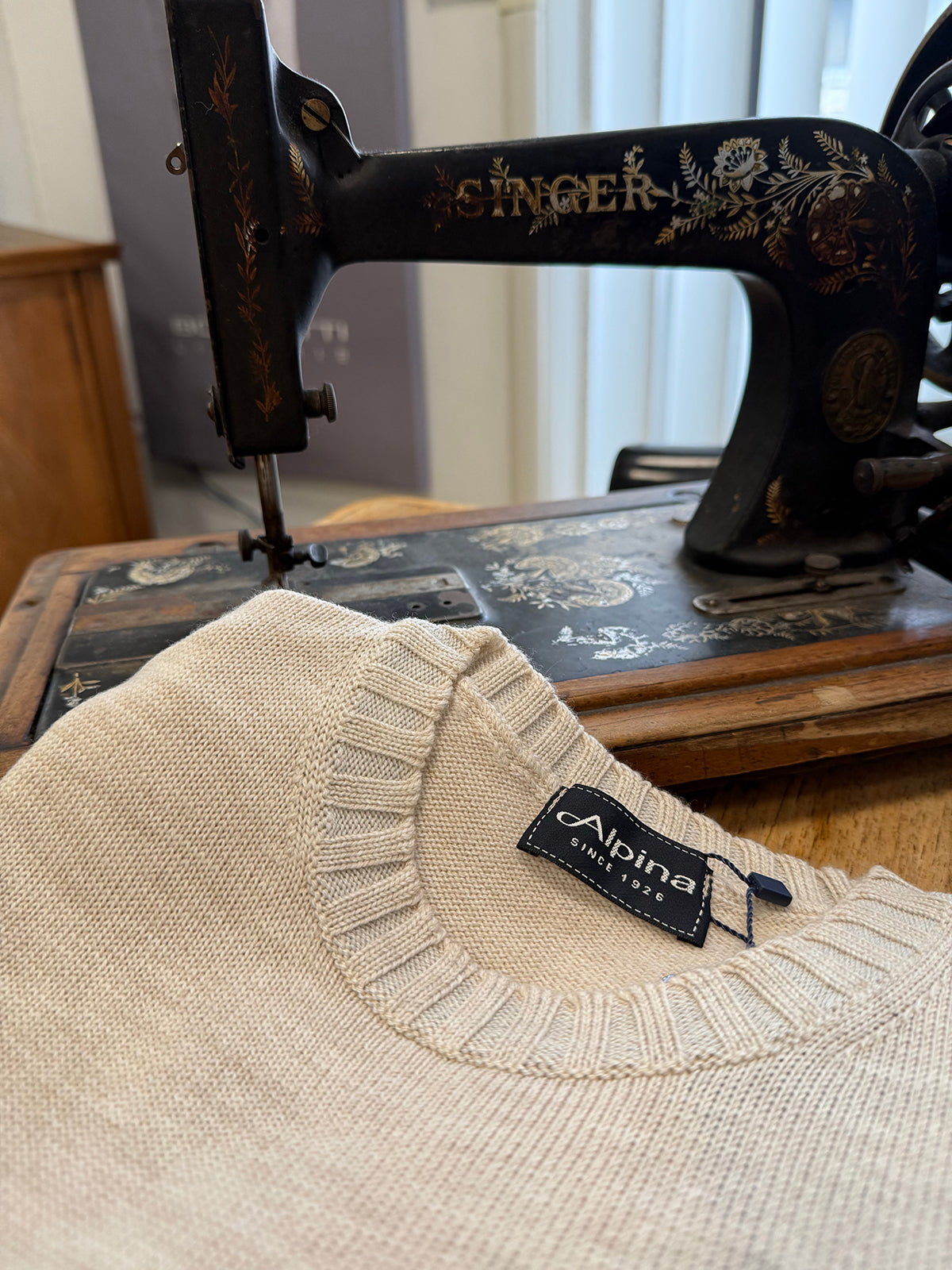 Maglia in pura lana merino extrafine