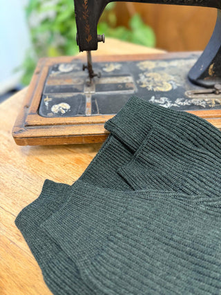 Maglia girocollo in pura lana