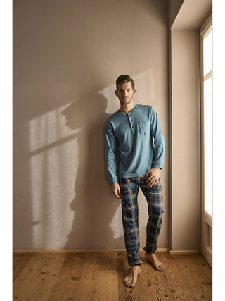 Pigiama con bordi in morbido 100% cotone