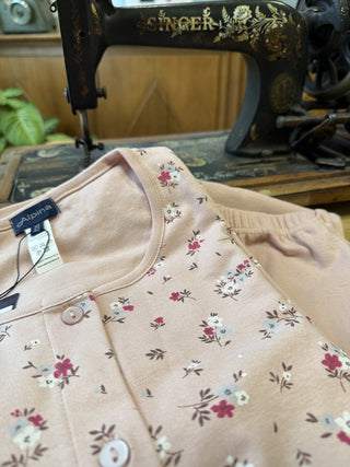 Pigiama in caldo cotone a fiori