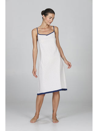 Fresca camicia da notte con bretelline