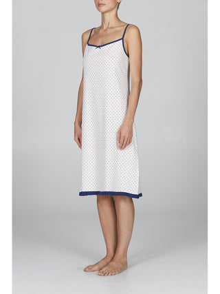 Fresca camicia da notte con bretelline