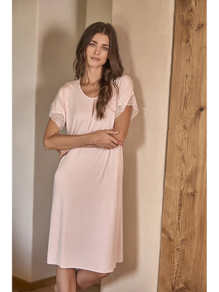 Morbida camicia da notte in viscosa