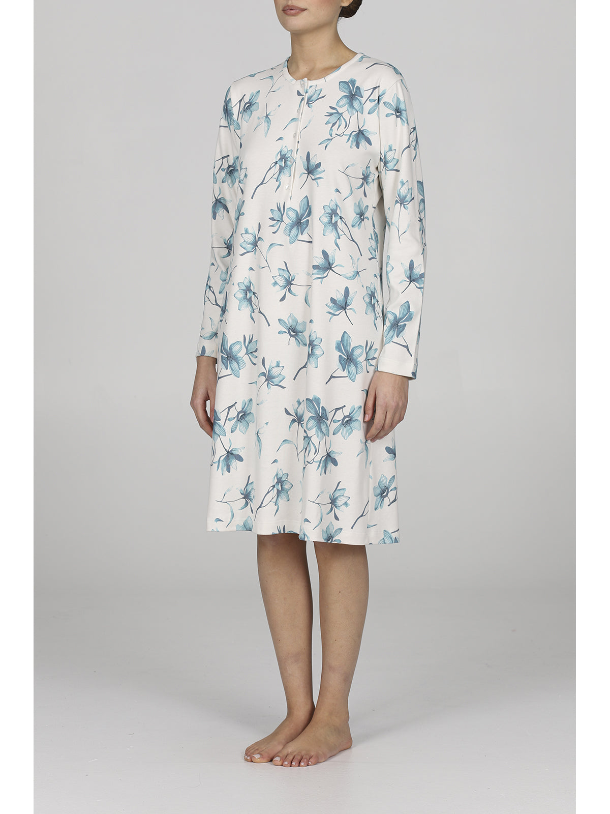Elegante camicia da notte a fiori