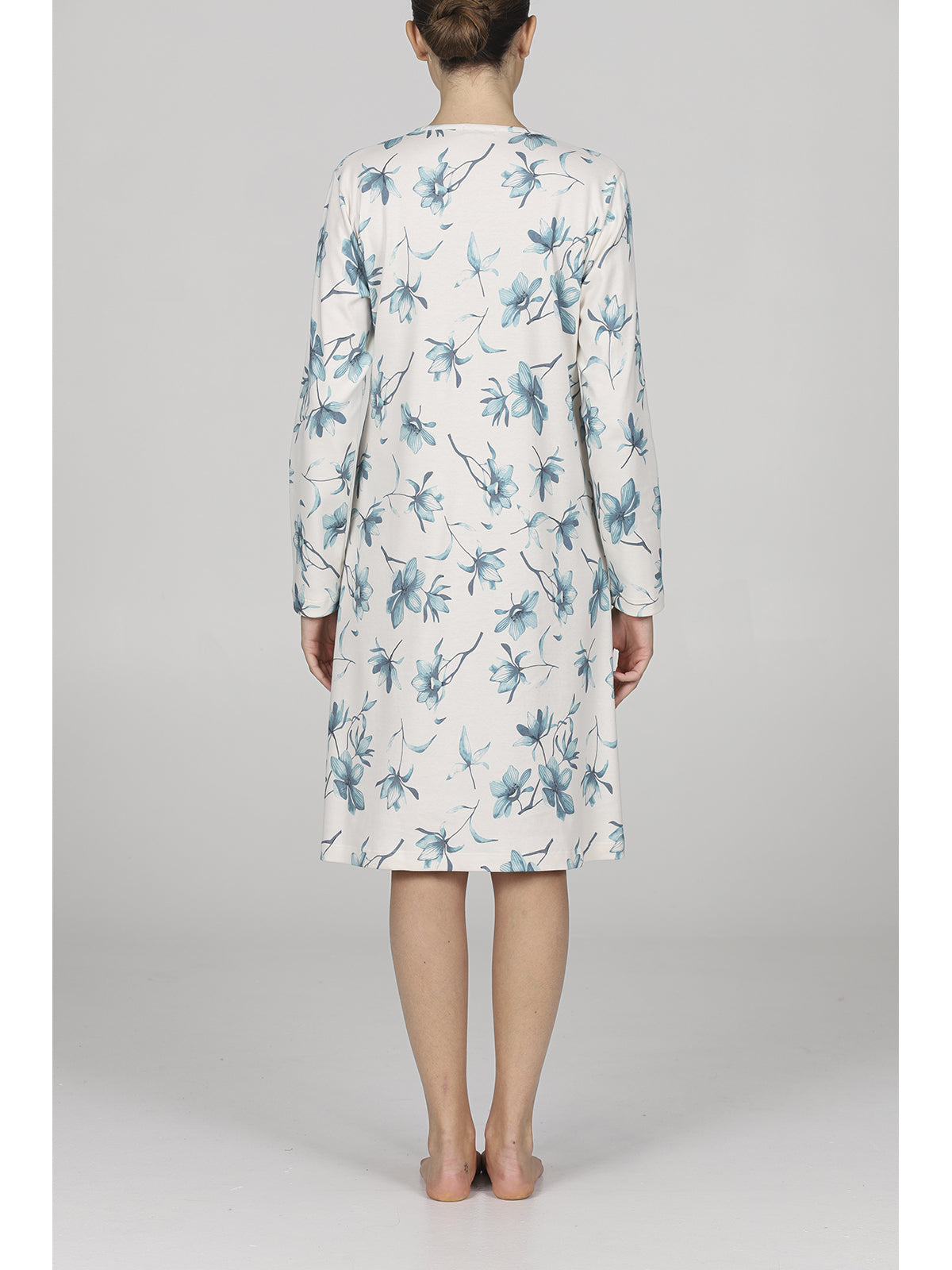 Elegante camicia da notte a fiori