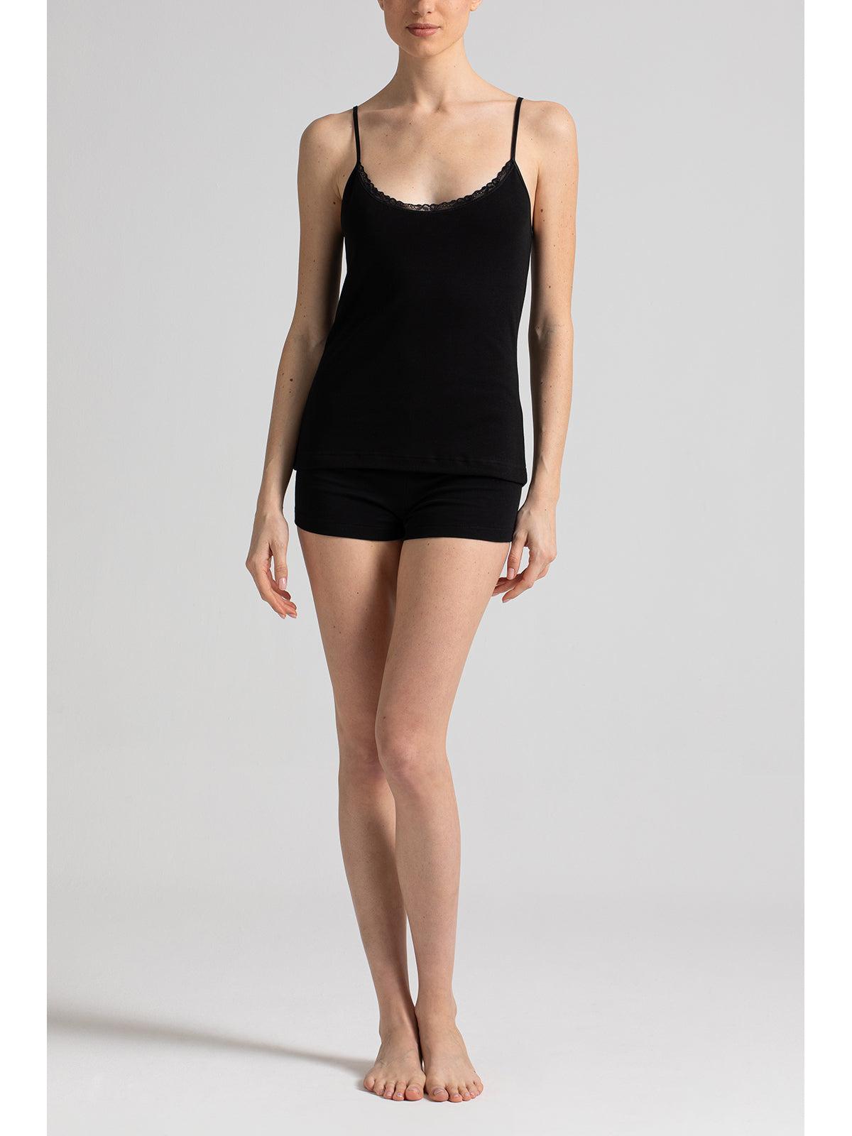 Canotta top con pizzo basso