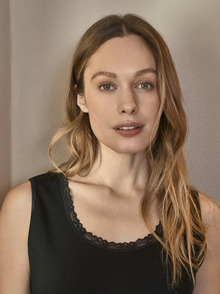 Calda canotta con pizzo basso