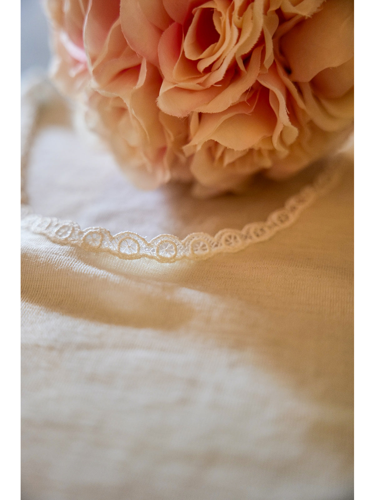 Maglietta spalla larga in calda lana e seta