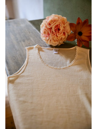 Maglietta spalla larga in calda lana e seta