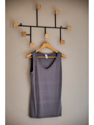 Canottiera scollo a v in morbido modal