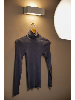 Maglietta dolcevita in lana e seta