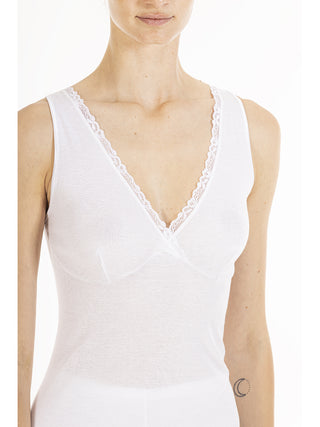 Derby spallina stretta con pizzo elastico Bianco Alpina