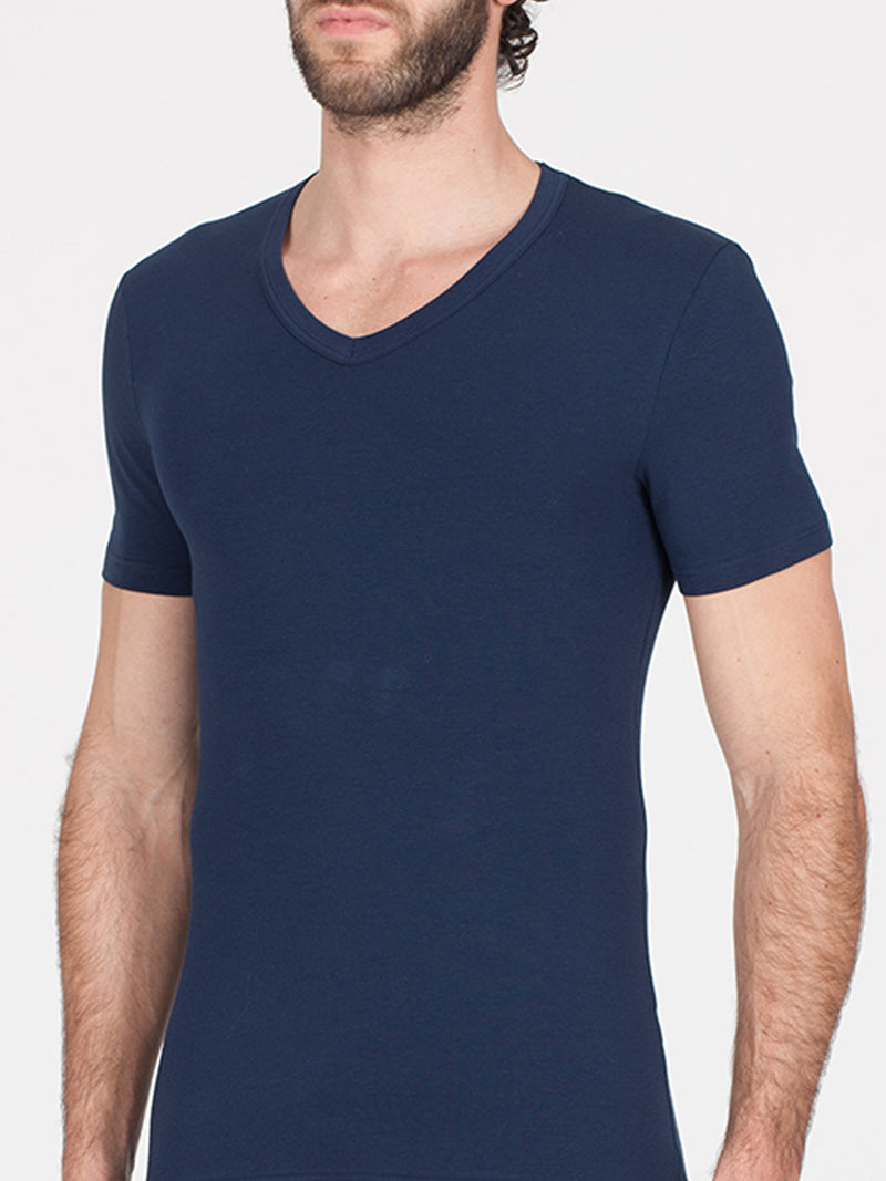 T-shirt mm collo v